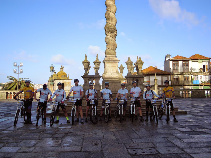 2014-06-07 - Partida da Sé Catedral do Porto com o GDBPI - Caminho Português da Costa - Santiago de Compostela