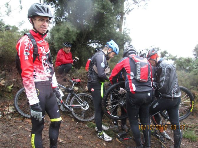 61477_447151222011639_639321172_n