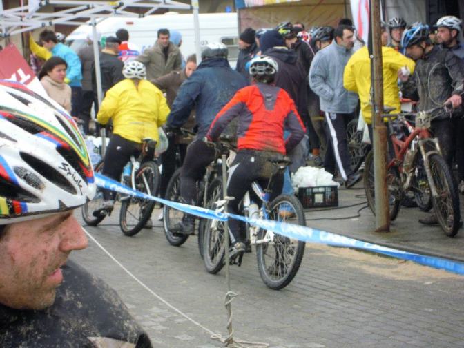 285234_3776840240004_1621908166_n