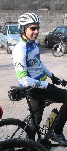 481349_2894375014083_766178349_n