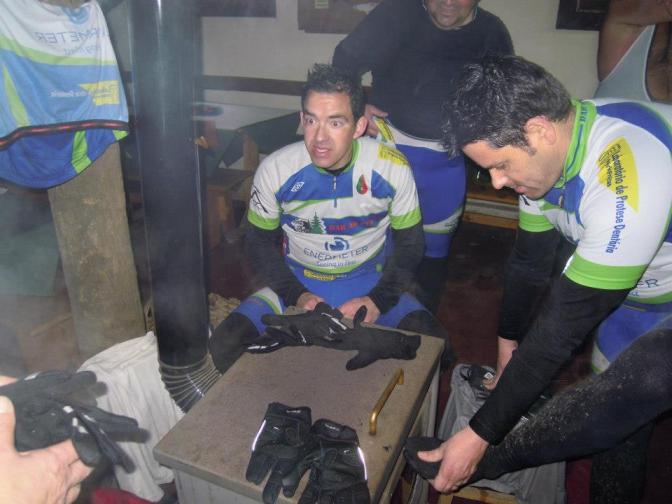 522403_3979111016647_899300482_n