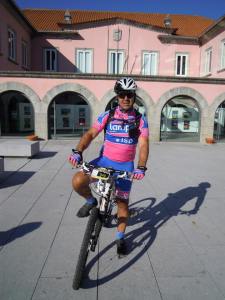 998783_4619516586386_297003765_n