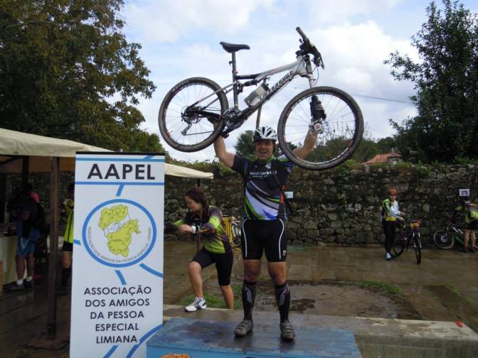 1000293_4953543176842_608126540_n