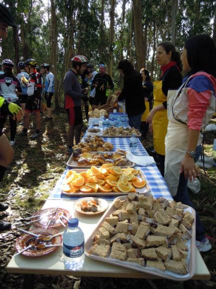 1393510_4953516136166_426873046_n