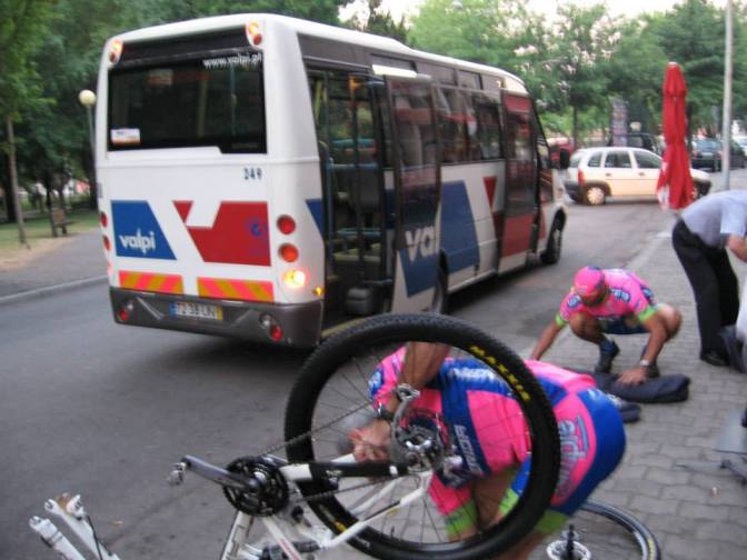 993706_553505524702566_1800152306_n