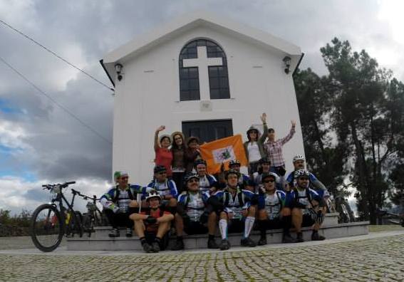 2014-10-12 - 5.º Passeio Dar ao Ped@L - Douro Vinhateiro - Capela de S. Pedro de Lobrigos