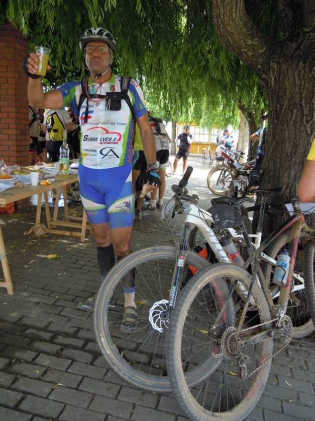 1528457_10202875550450250_672473575044004614_n